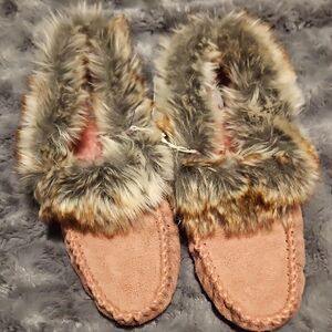 Cozy Faux Fur Lined Slippers